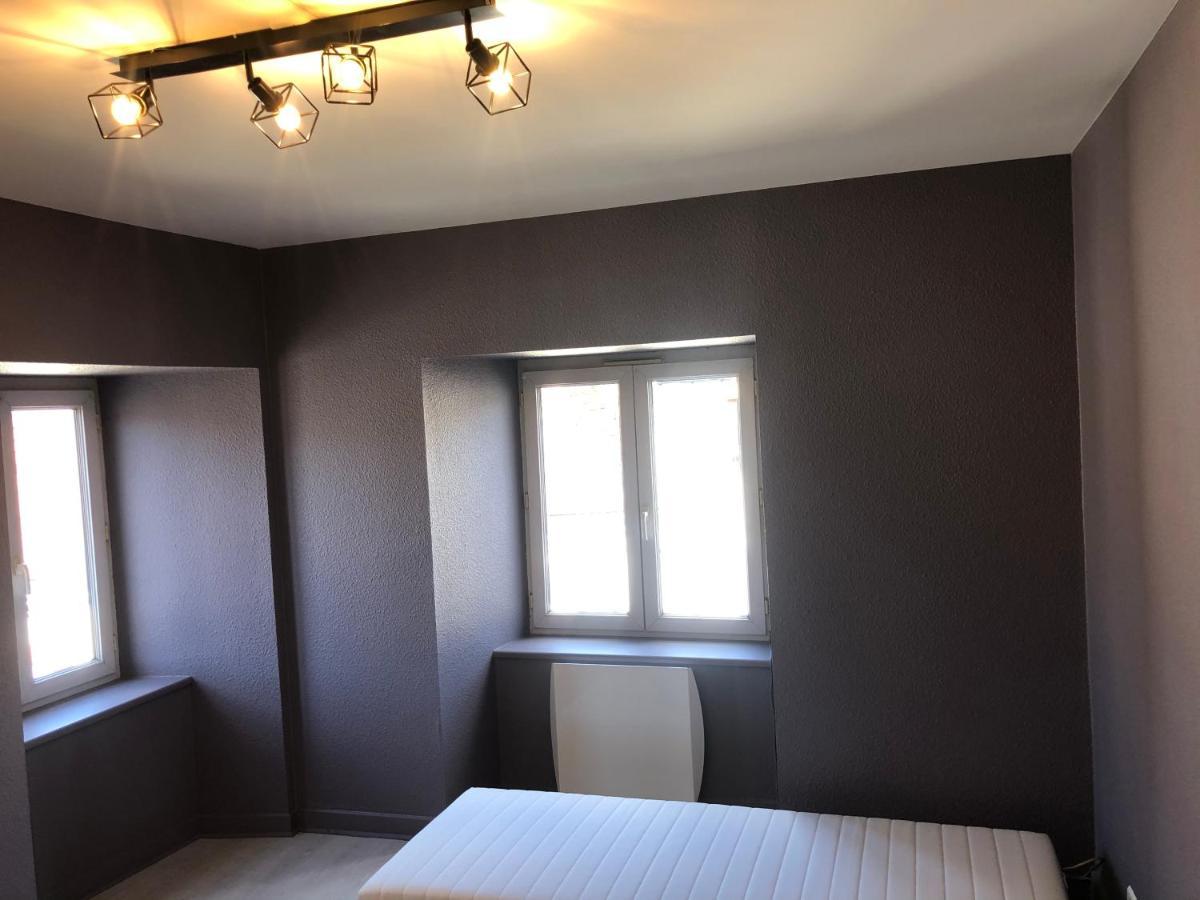 Appartement Porte Du Cantal Massiac Eksteriør bilde